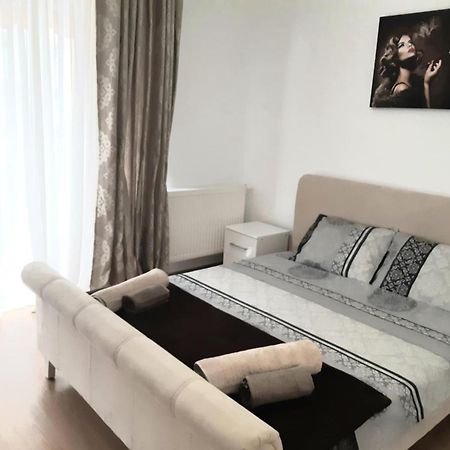 Apartament Cusai Брашов Екстериор снимка